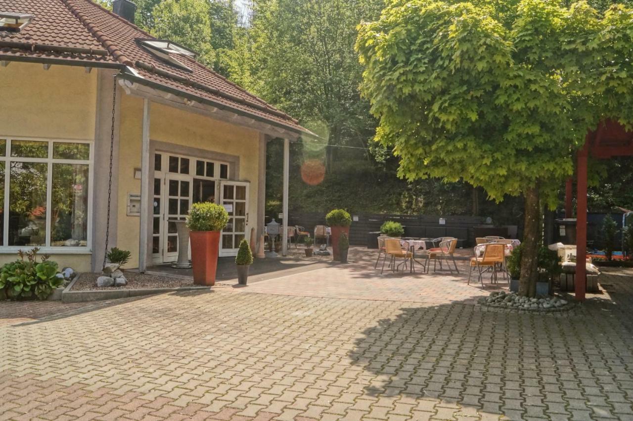 Hotel Postkeller Крумбах Екстер'єр фото