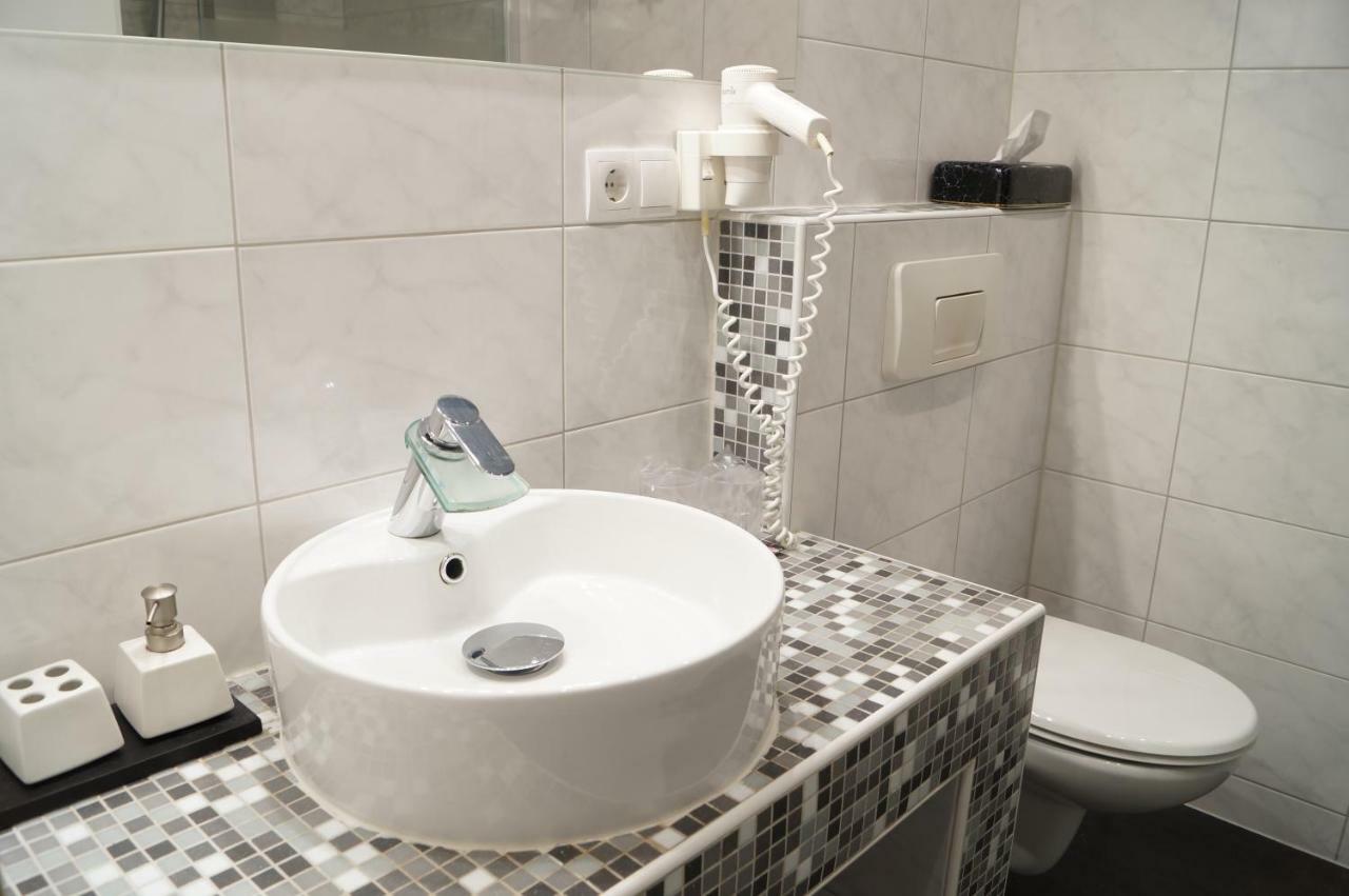 Hotel Postkeller Крумбах Екстер'єр фото