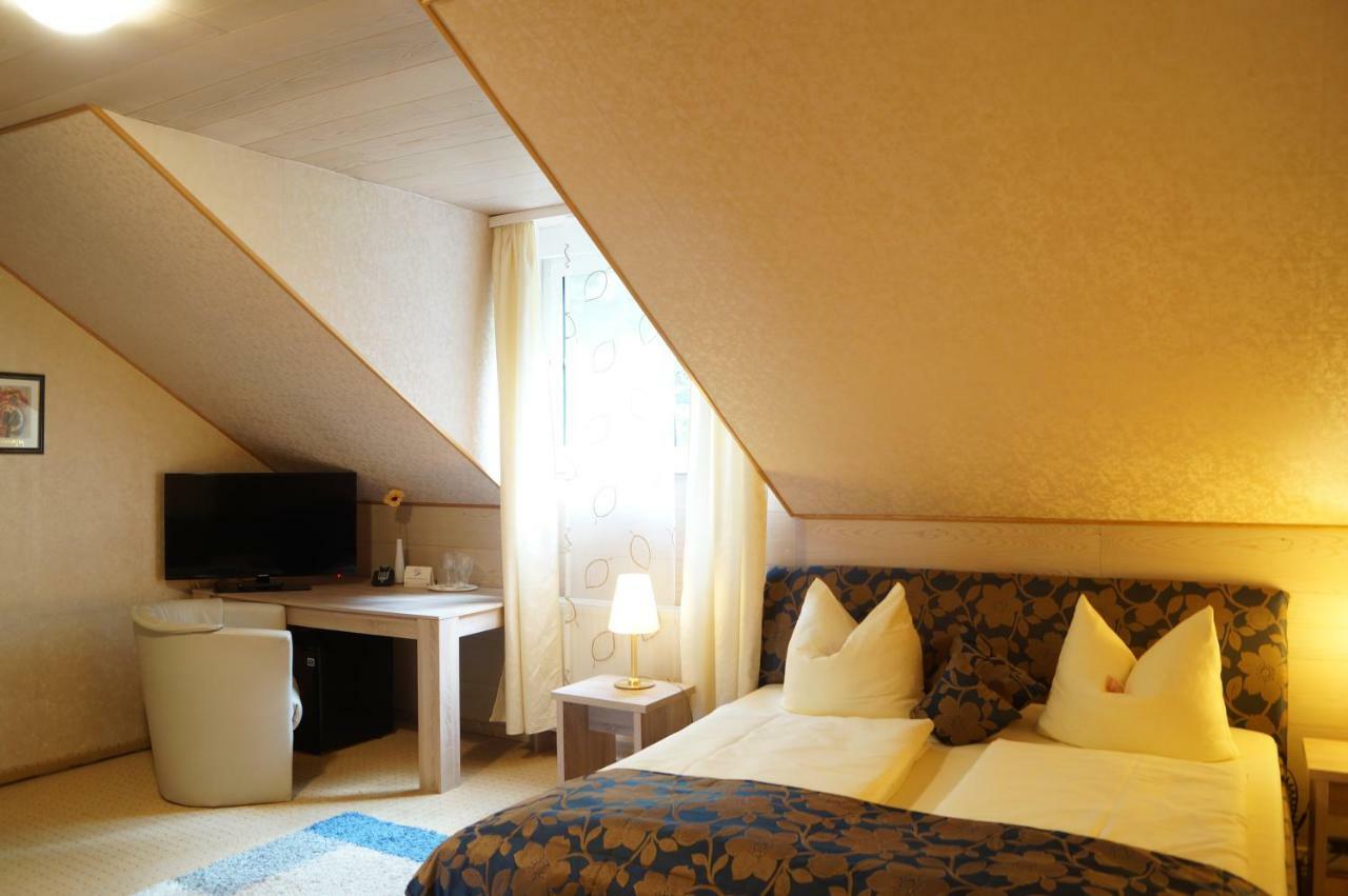 Hotel Postkeller Крумбах Екстер'єр фото