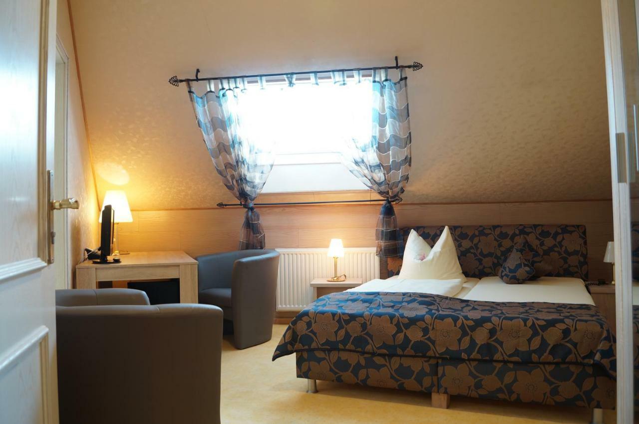 Hotel Postkeller Крумбах Екстер'єр фото